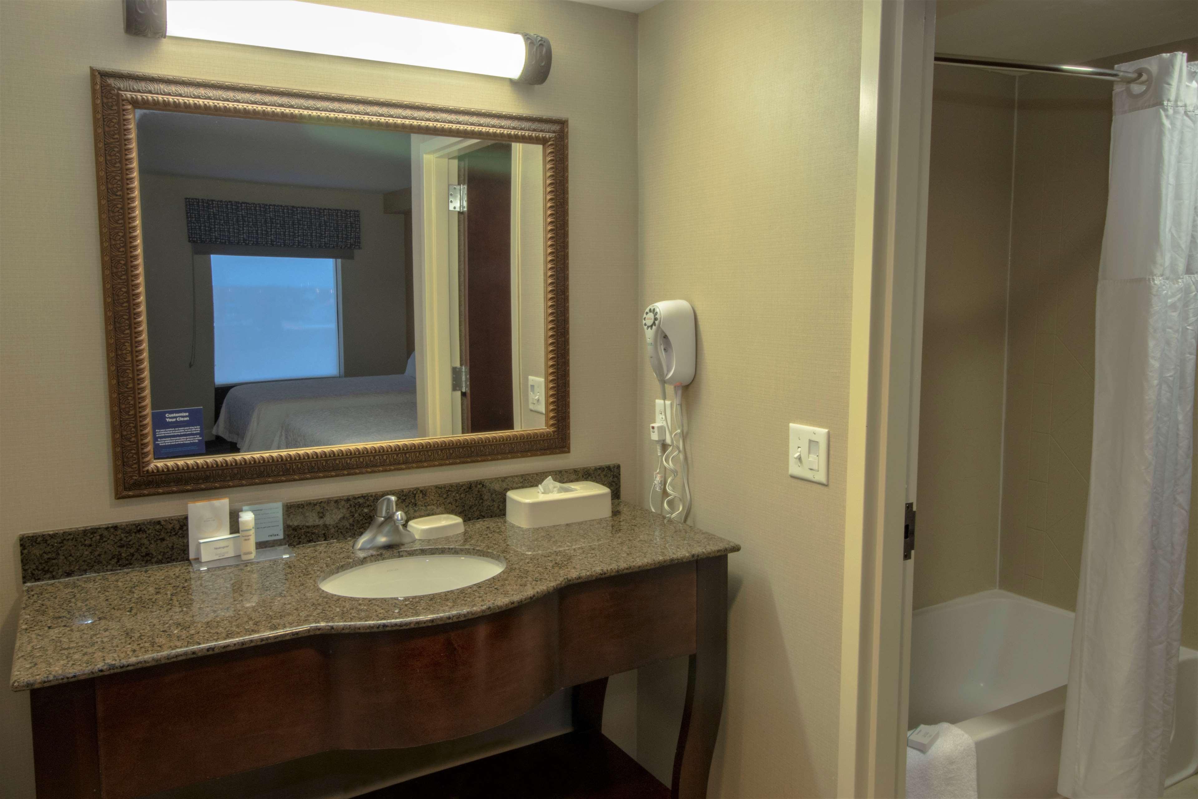 Hampton Inn & Suites Chesapeake-Battlefield Boulevard Экстерьер фото