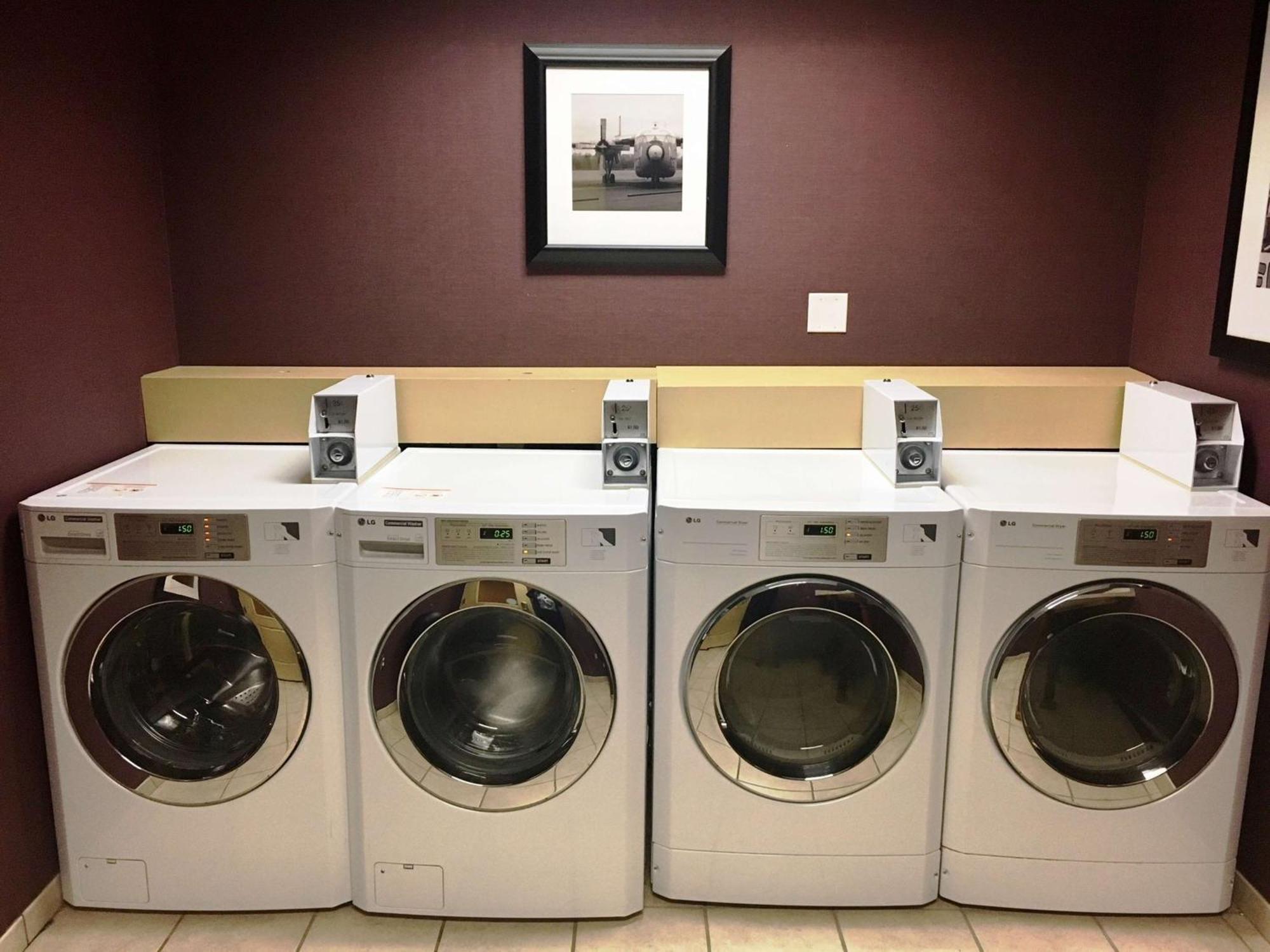 Hampton Inn & Suites Chesapeake-Battlefield Boulevard Экстерьер фото