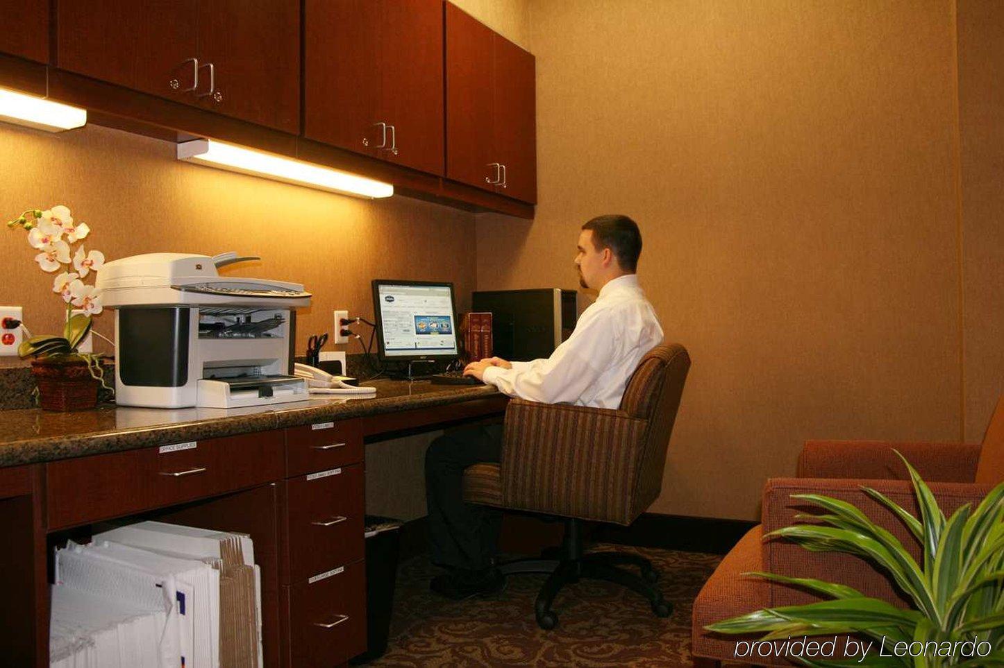 Hampton Inn & Suites Chesapeake-Battlefield Boulevard Удобства фото