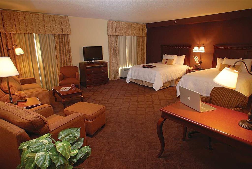 Hampton Inn & Suites Chesapeake-Battlefield Boulevard Номер фото
